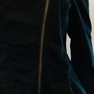 Elle ..Black Denim Ruffle Jean Jacket